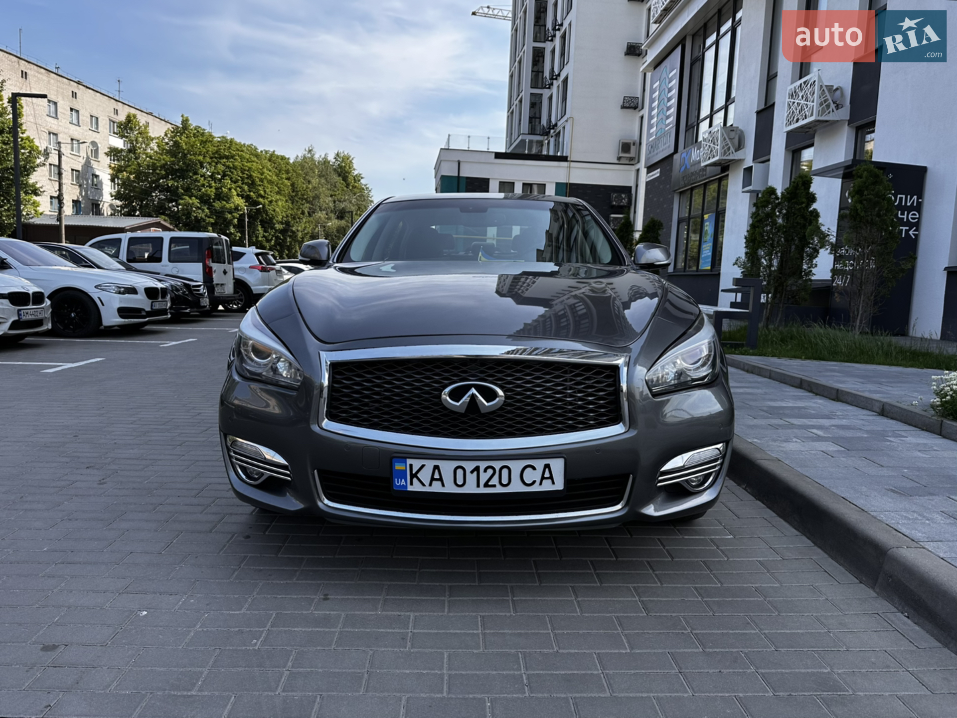 2017 Infiniti Q70 - мініатюра 2