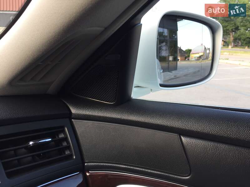 Седан Infiniti Q70 2015 в Чернигове