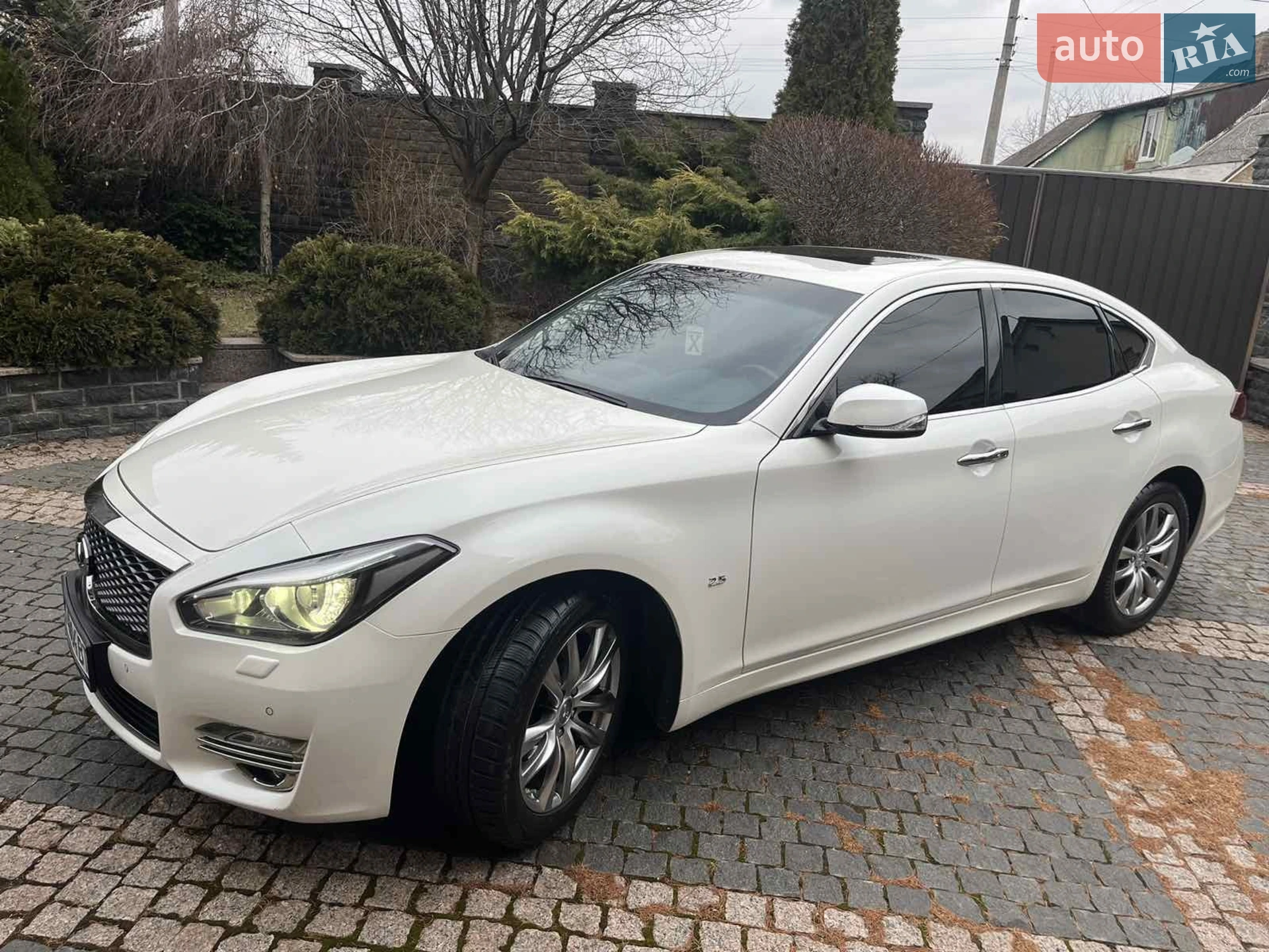 2016 Infiniti Q70 - мініатюра 4