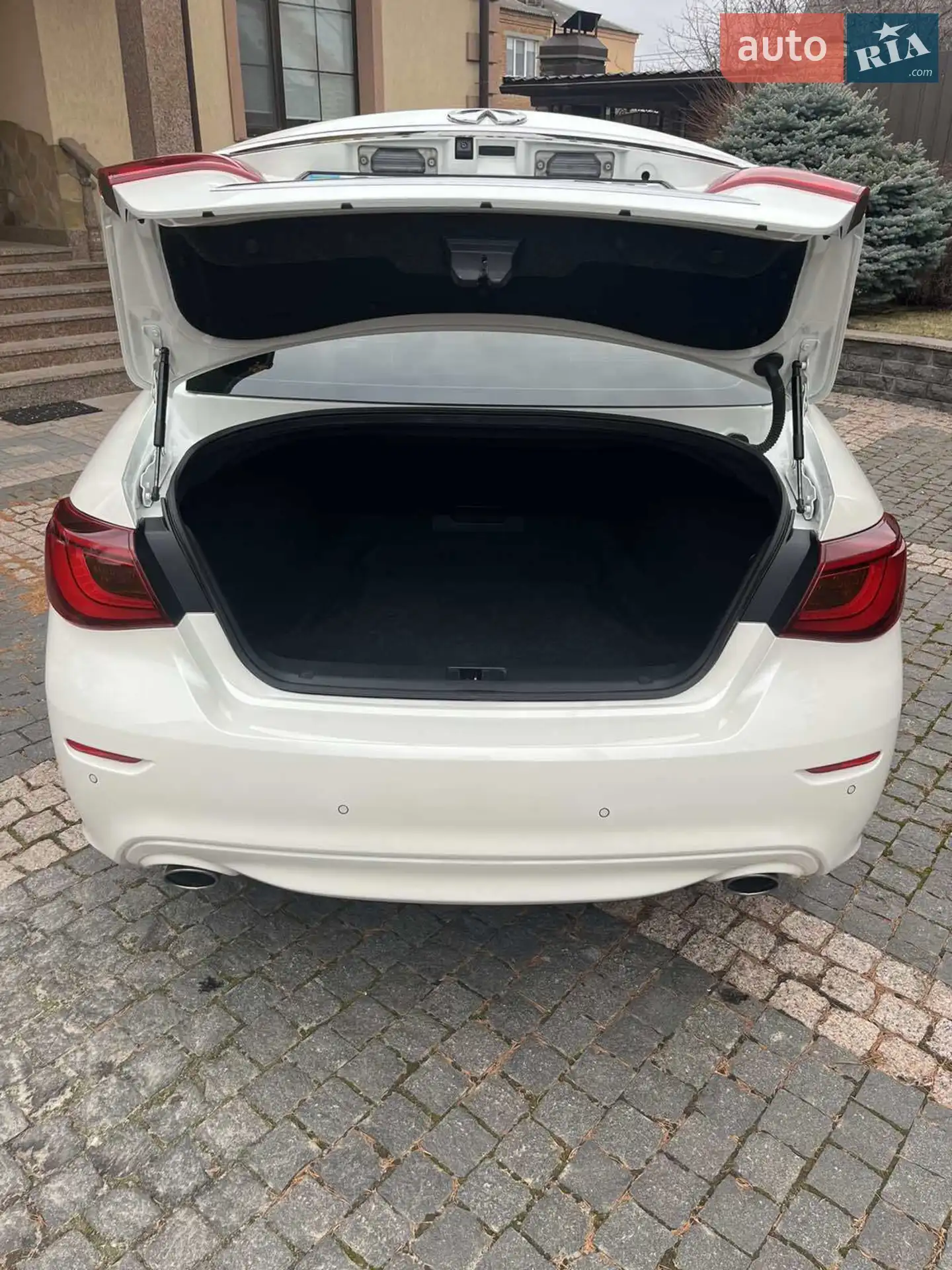 2016 Infiniti Q70 - мініатюра 9