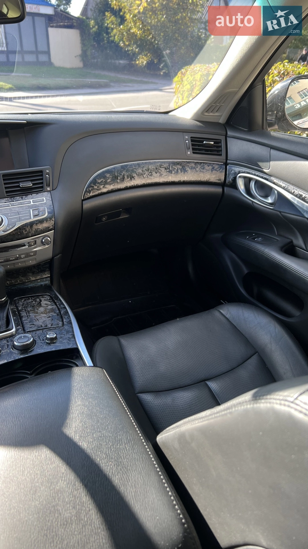 2016 Infiniti Q70 - мініатюра 15