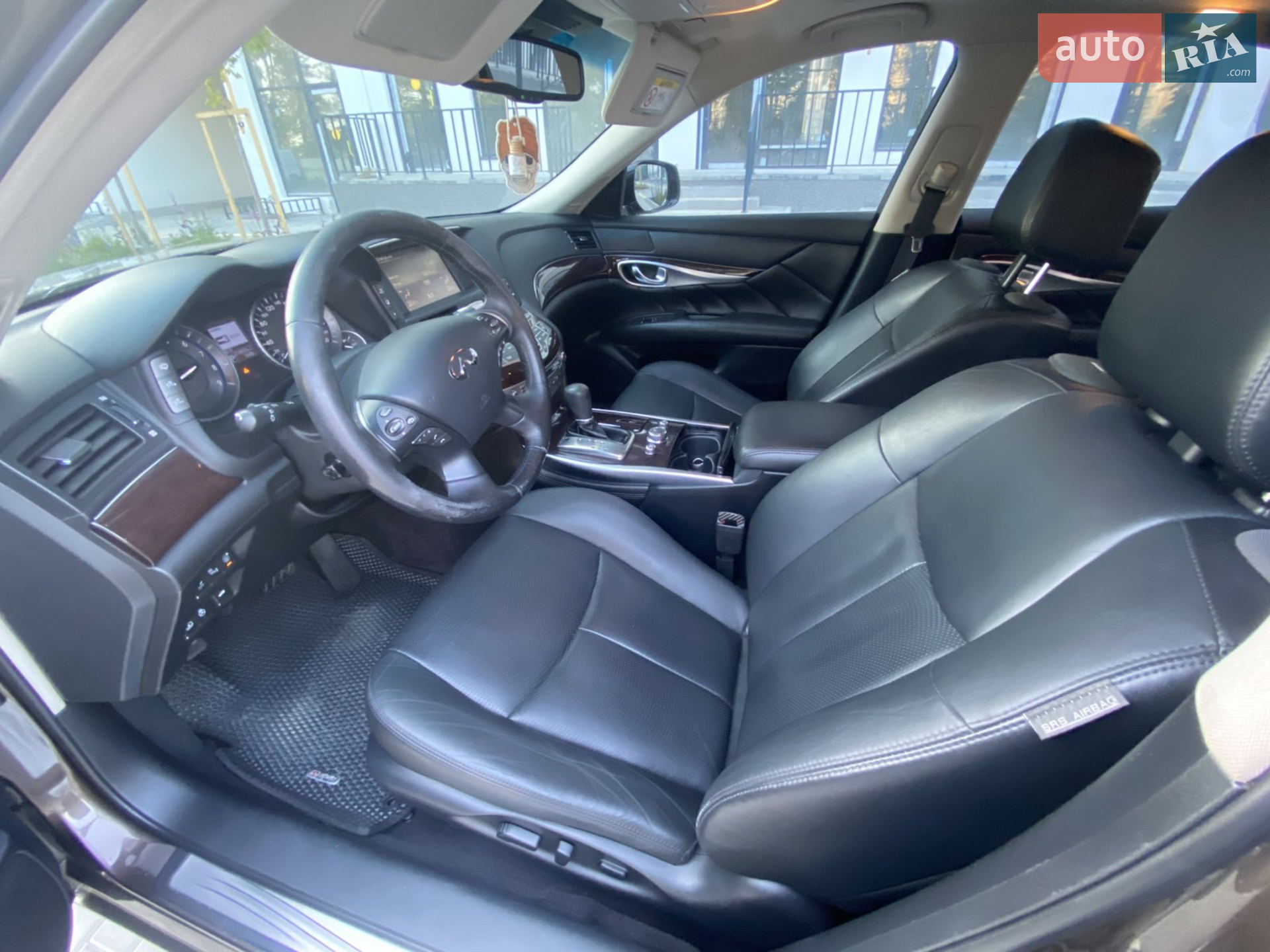 2015 Infiniti Q70 - мініатюра 8