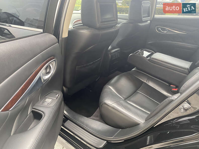 Седан Infiniti Q70 2017 в Києві