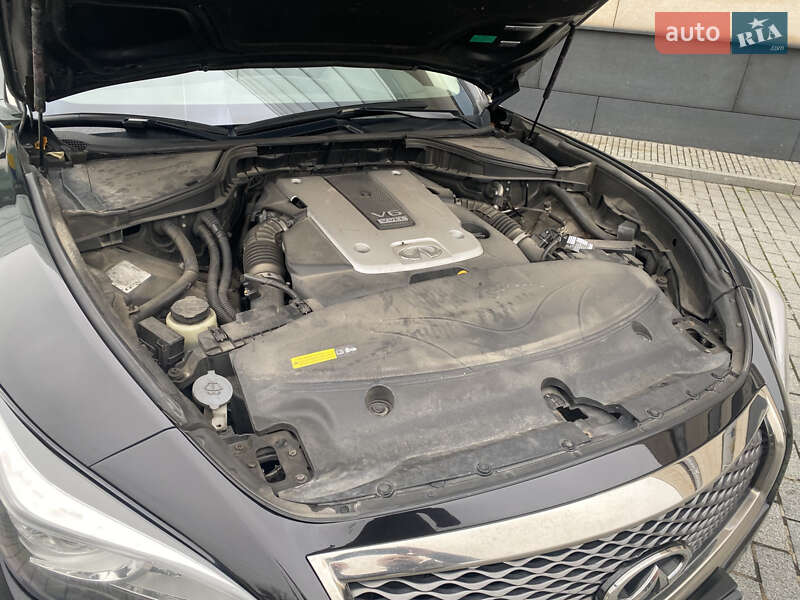 Седан Infiniti Q70 2017 в Києві