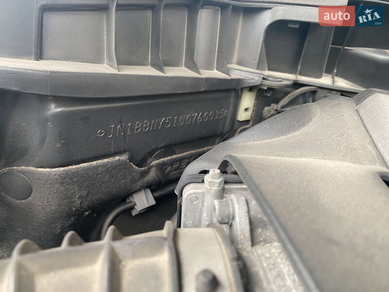 Седан Infiniti Q70 2017 в Києві