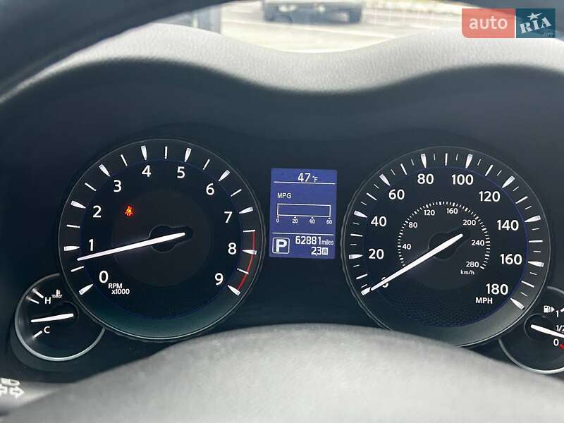 Седан Infiniti Q70 2016 в Киеве фото 23 Седан Infiniti Q70 2016 в Киеве