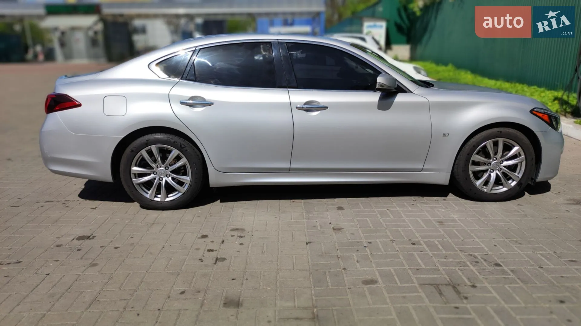 2017 Infiniti Q70 - мініатюра 7
