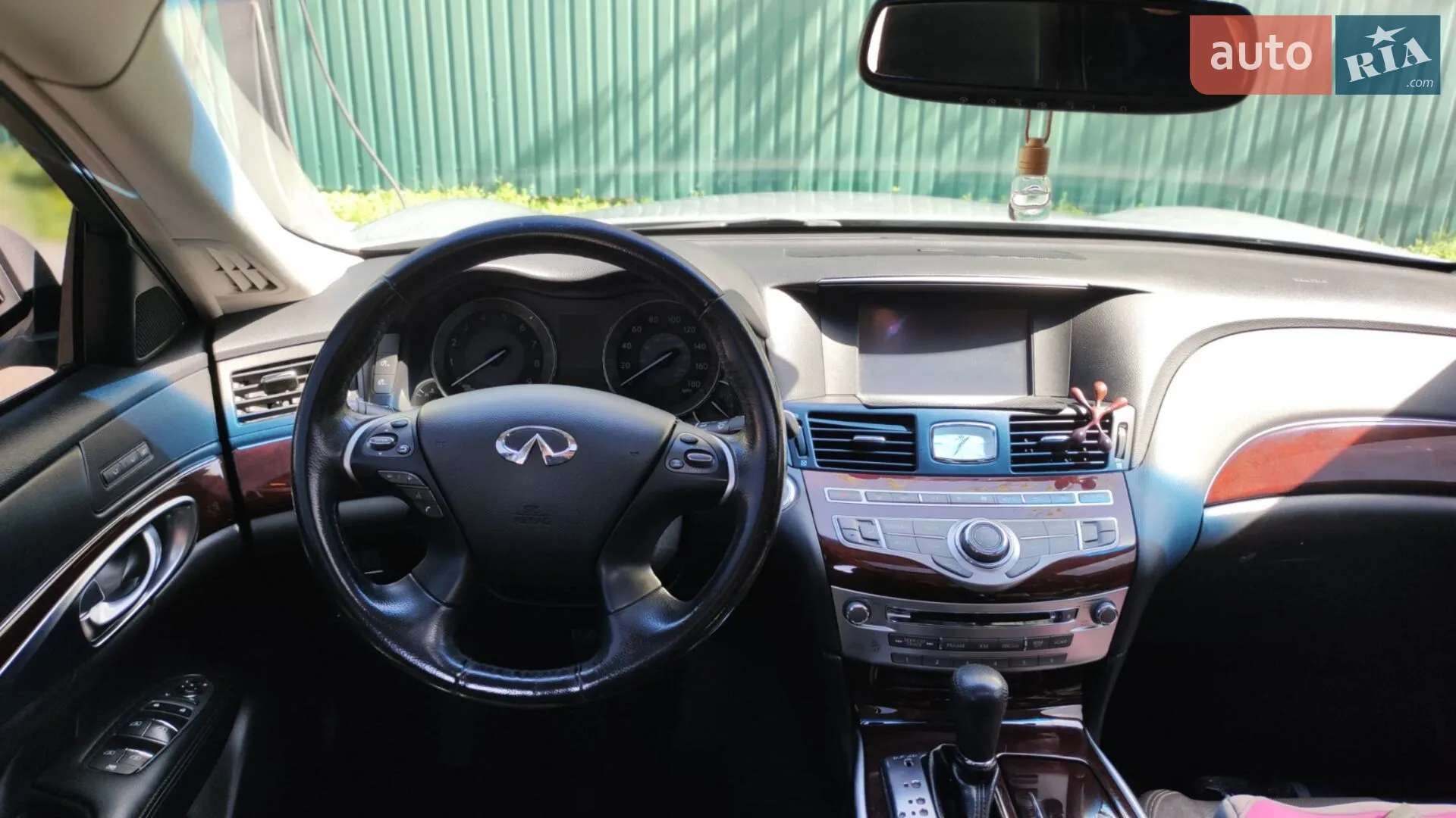 2017 Infiniti Q70 - мініатюра 8