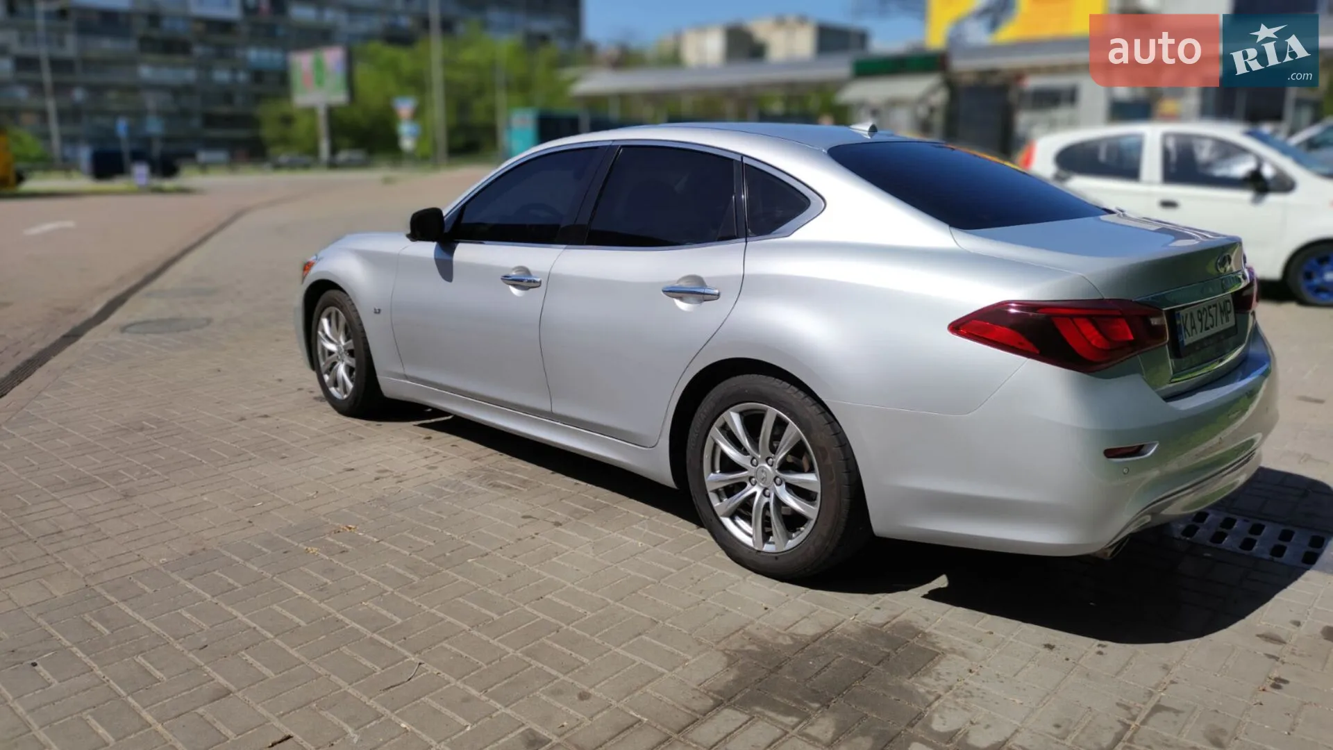 2017 Infiniti Q70 - мініатюра 25