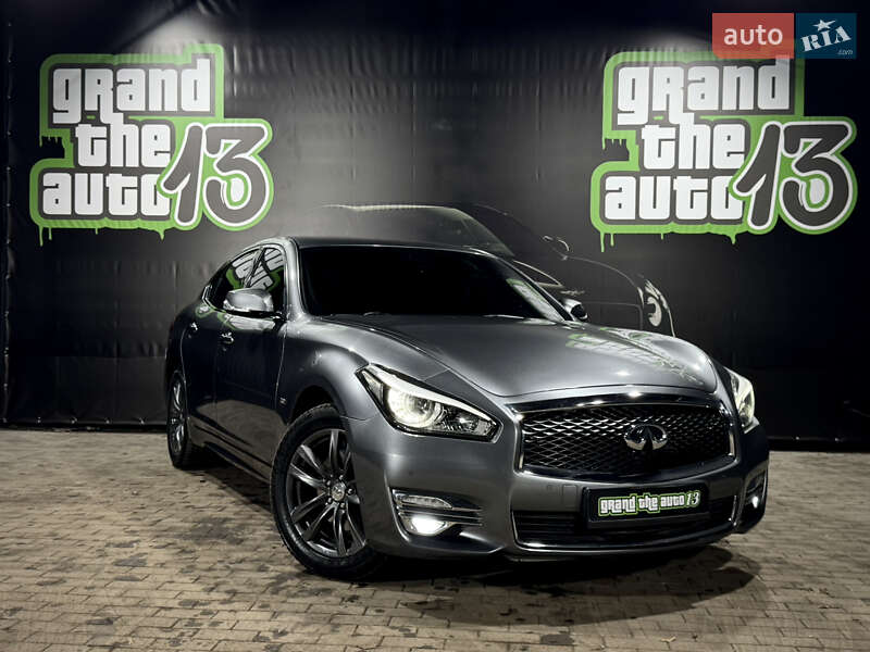 Седан Infiniti Q70 2015 в Одессе
