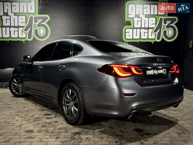 Седан Infiniti Q70 2015 в Одессе