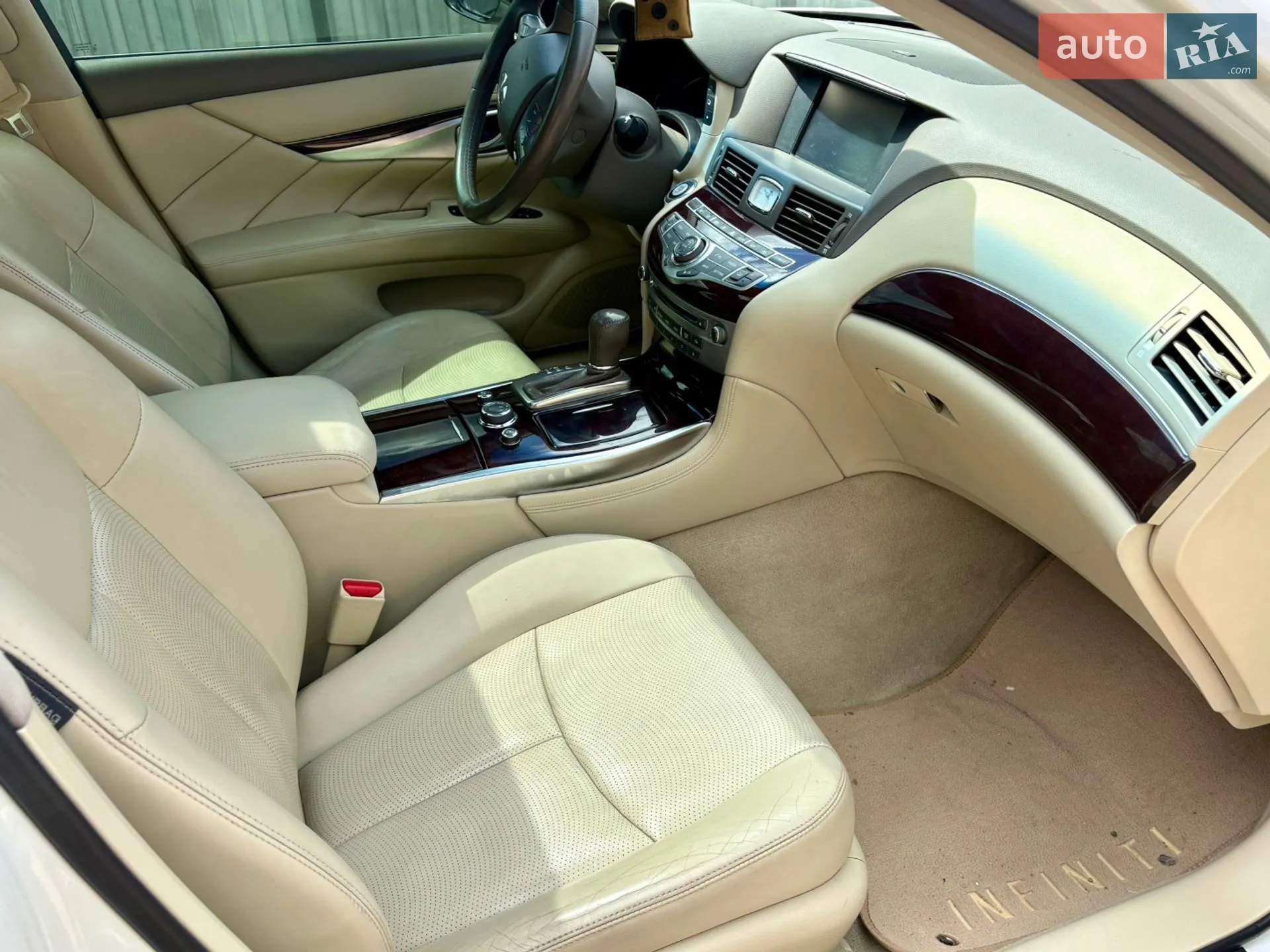 2016 Infiniti Q70 - мініатюра 19