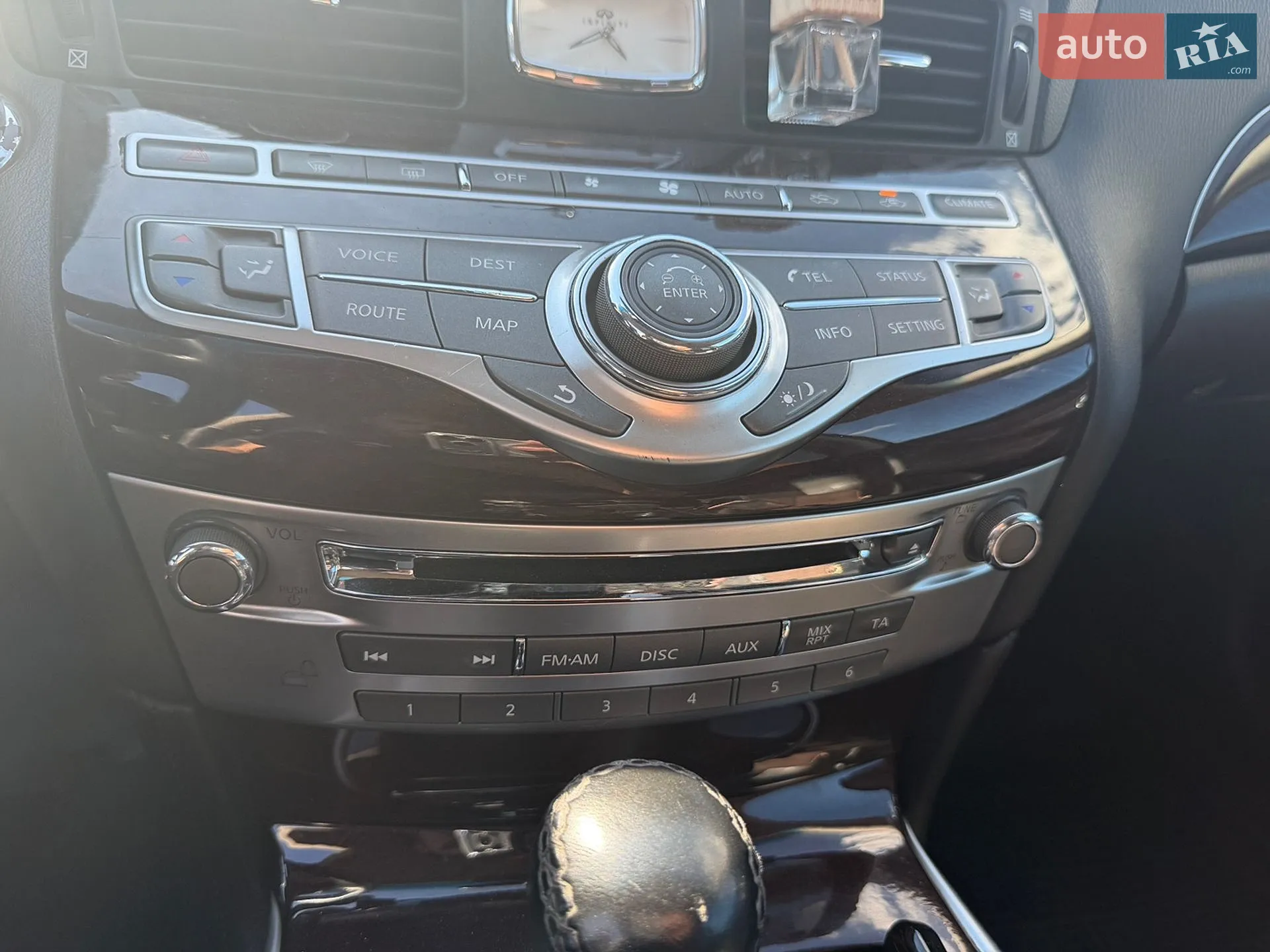 2015 Infiniti Q70 - мініатюра 22