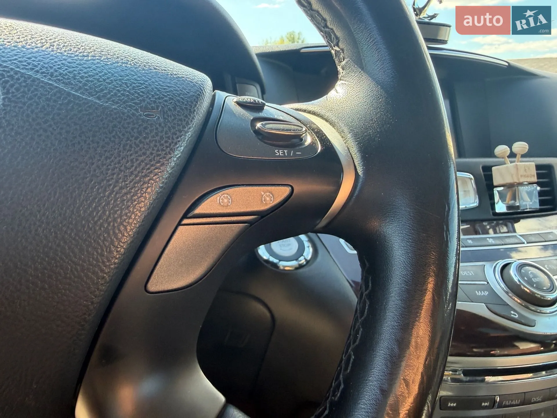 2015 Infiniti Q70 - мініатюра 26