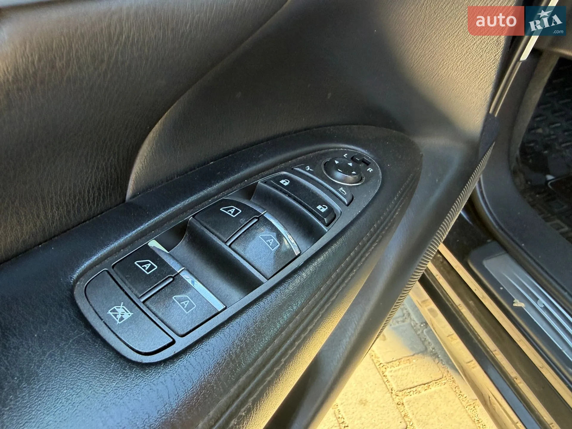 2015 Infiniti Q70 - мініатюра 30