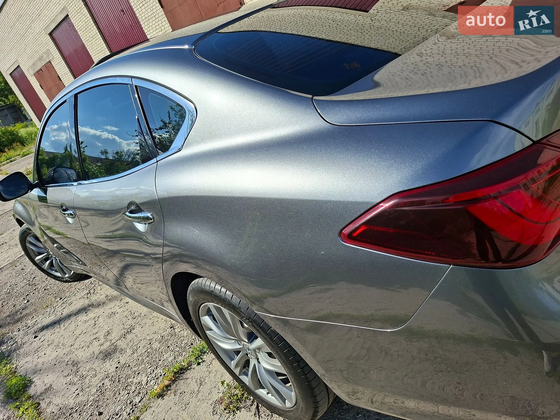 2017 Infiniti Q70 - мініатюра 19