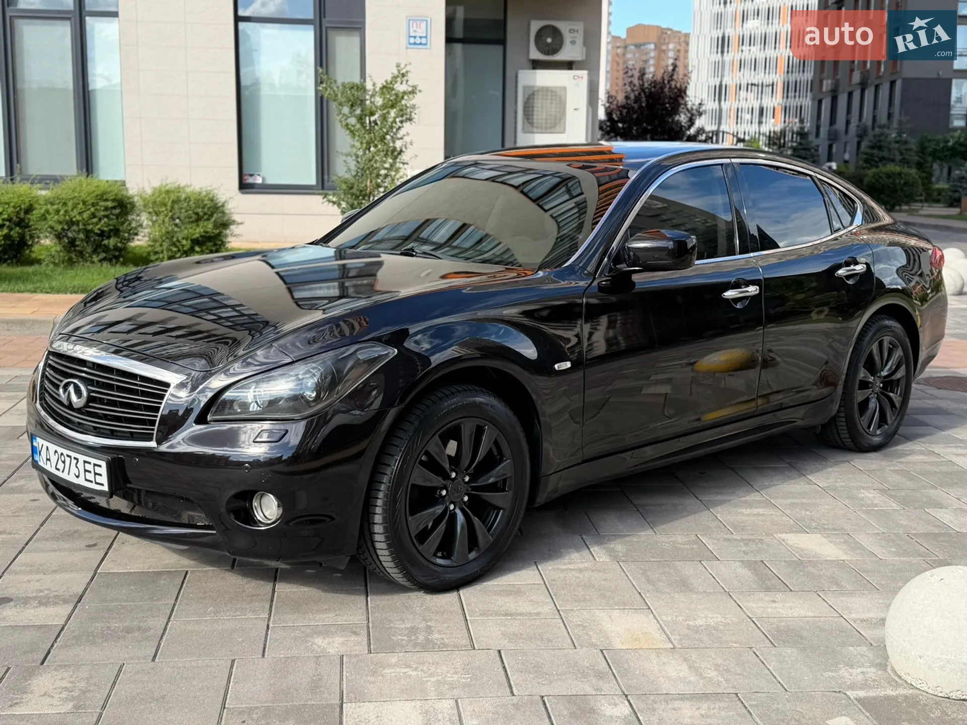 2013 Infiniti Q70 - фото 1