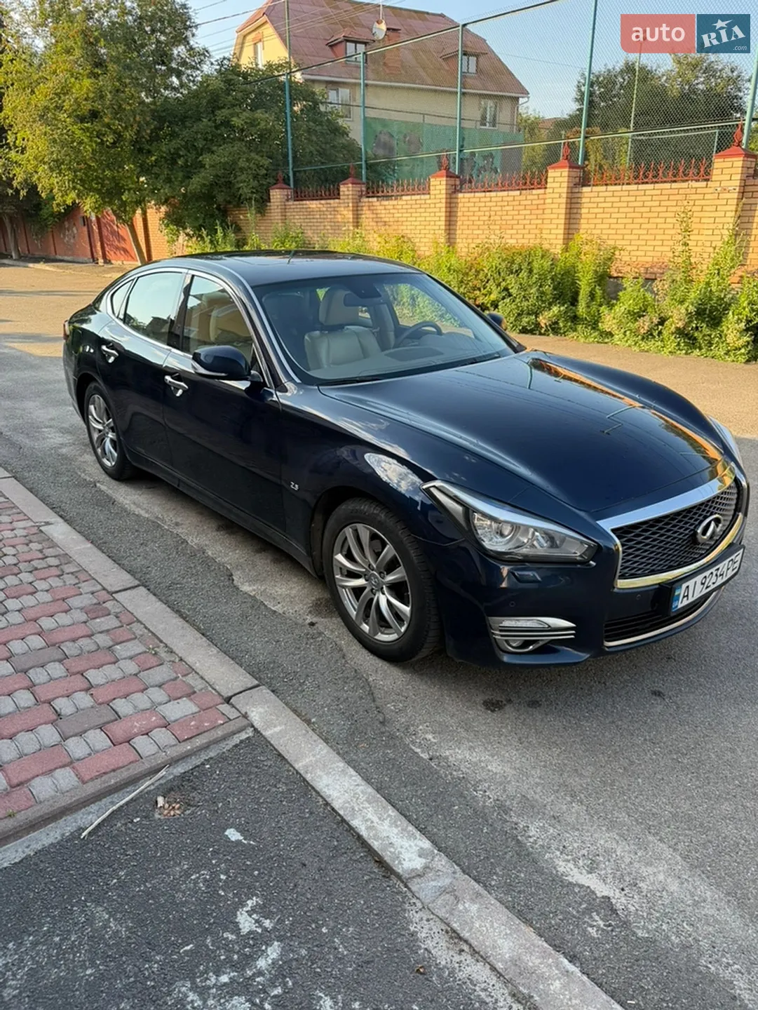 2017 Infiniti Q70 - фото 1
