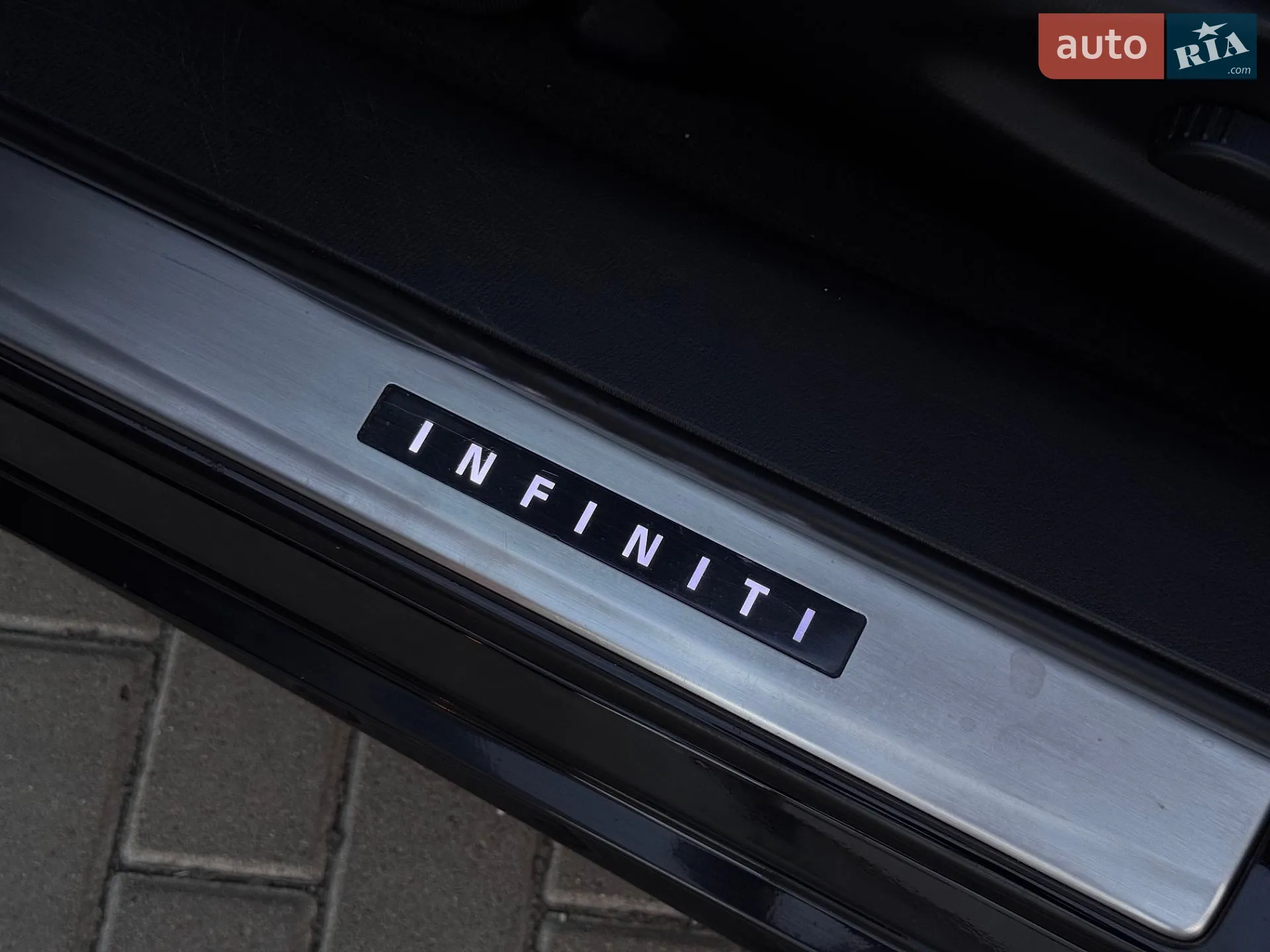 2014 Infiniti Q70 - мініатюра 11