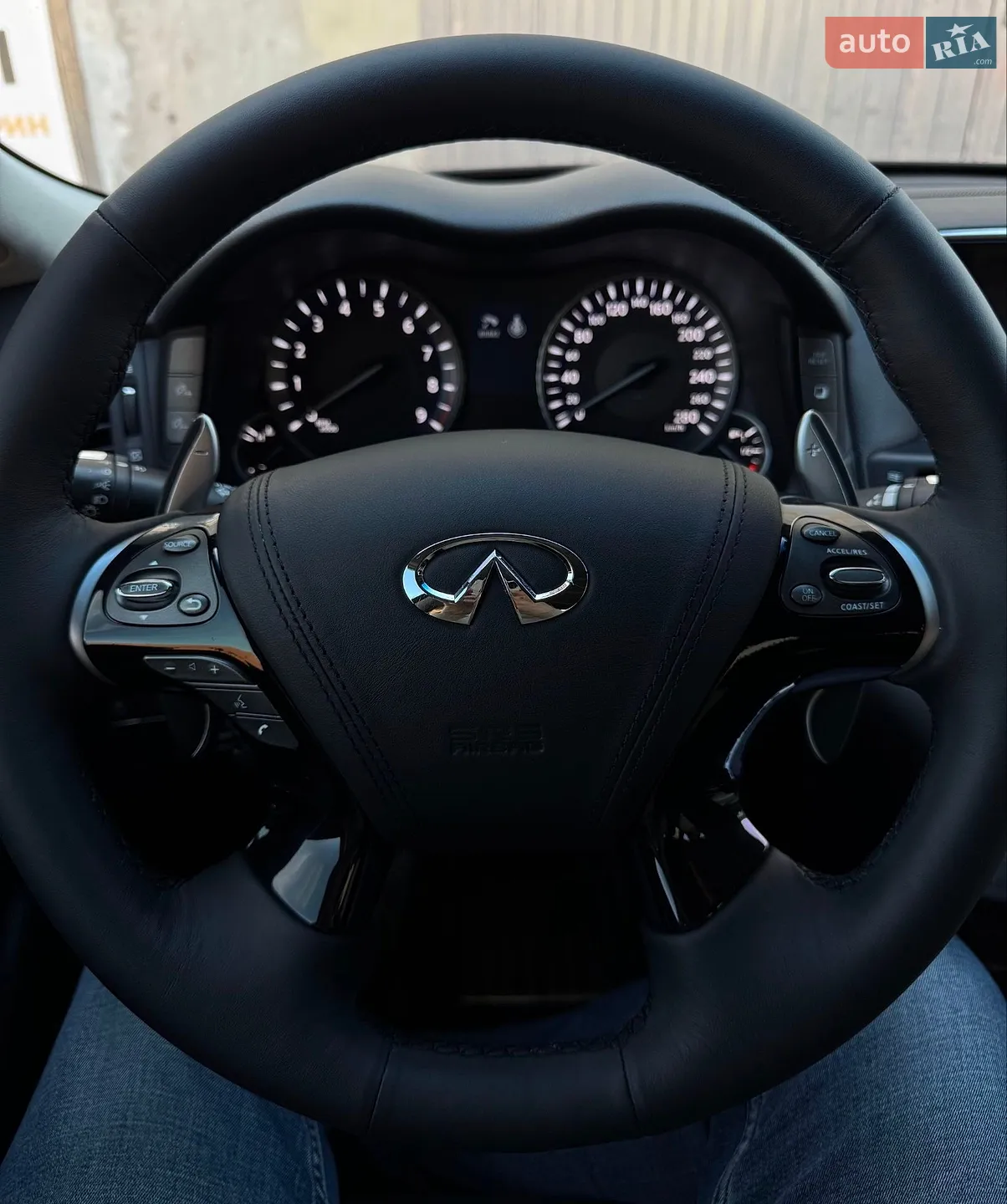 2014 Infiniti Q70 - мініатюра 28