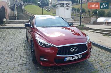 Позашляховик / Кросовер Infiniti QX30 2016 в 