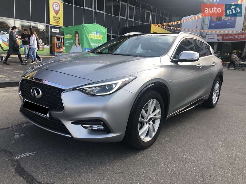 Внедорожник / Кроссовер Infiniti QX30 2016 в Киеве