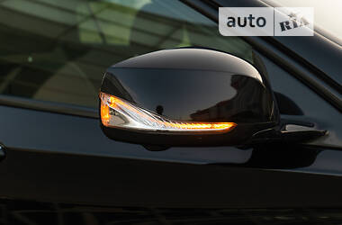 Внедорожник / Кроссовер Infiniti QX30 2016 в 