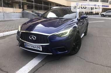 Хэтчбек Infiniti QX30 2016 в 