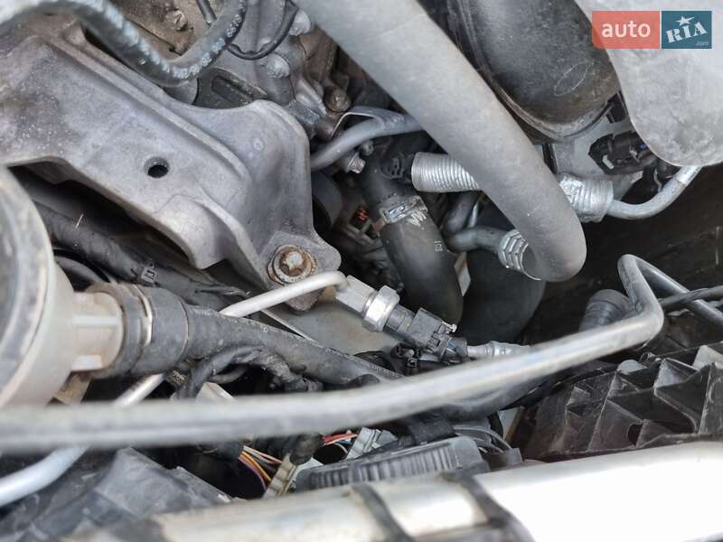 Внедорожник / Кроссовер Infiniti QX30 2016 в Днепре