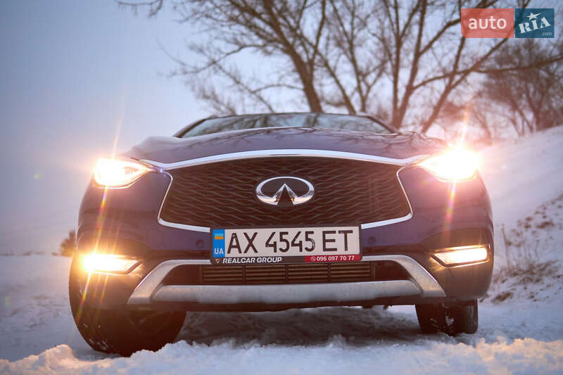 Внедорожник / Кроссовер Infiniti QX30 2018 в Валках