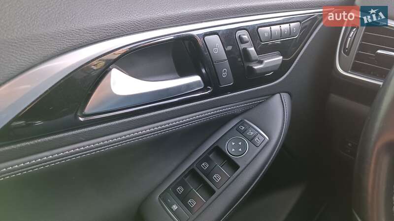 Позашляховик / Кросовер Infiniti QX30 2016 в Одесі