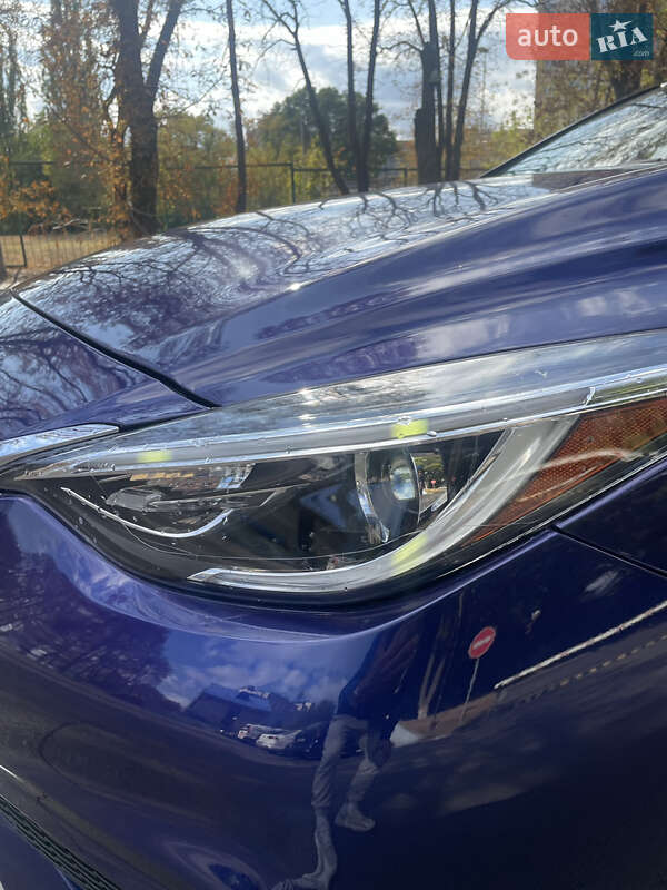 Внедорожник / Кроссовер Infiniti QX30 2017 в Киеве