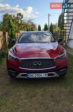 Внедорожник / Кроссовер Infiniti QX30 2016 в 