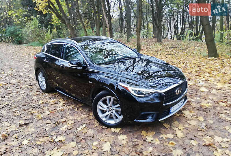 Внедорожник / Кроссовер Infiniti QX30 2018 в Львове