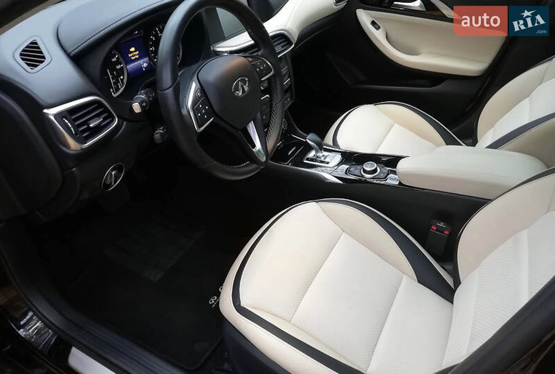 2018 Infiniti QX30 - мініатюра 21