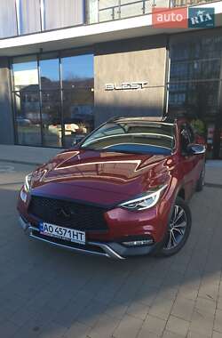 Внедорожник / Кроссовер Infiniti QX30 2017 в 