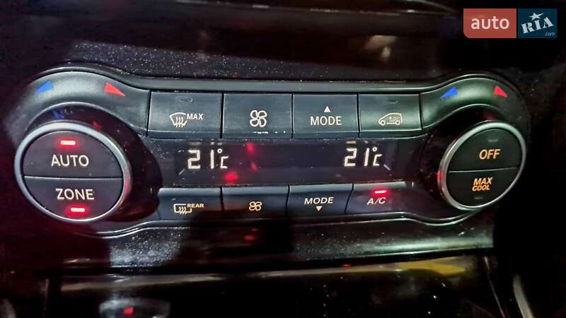 Позашляховик / Кросовер Infiniti QX30 2016 в Чернівцях фото 17 Позашляховик / Кросовер Infiniti QX30 2016 в Чернівцях