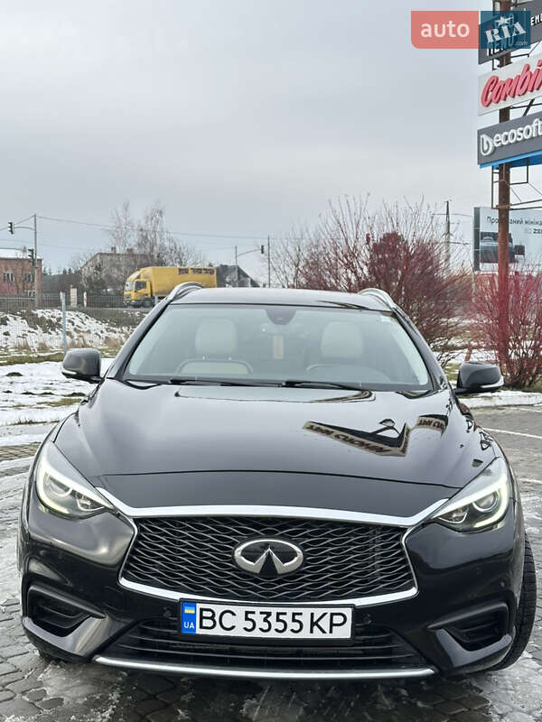 Позашляховик / Кросовер Infiniti QX30 2018 в Львові