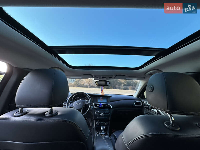 Внедорожник / Кроссовер Infiniti QX30 2017 в Болграде