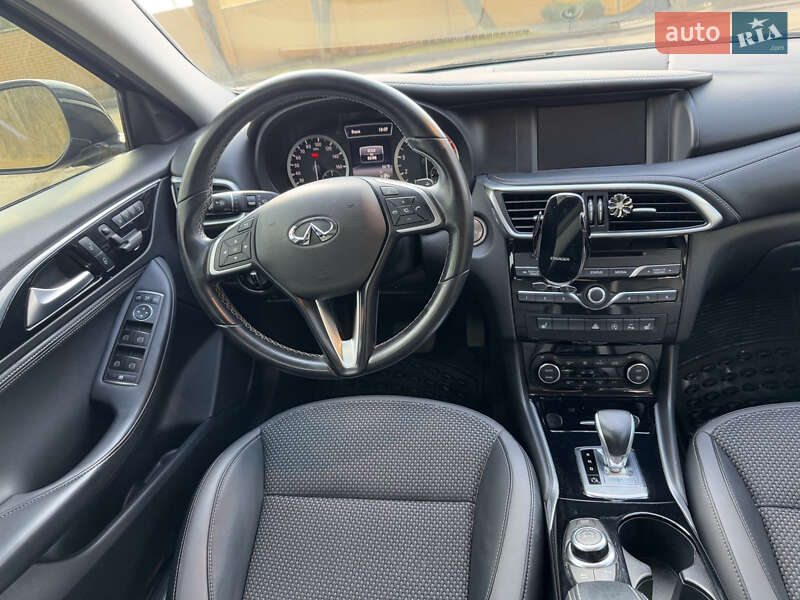 Внедорожник / Кроссовер Infiniti QX30 2018 в Хмельницком