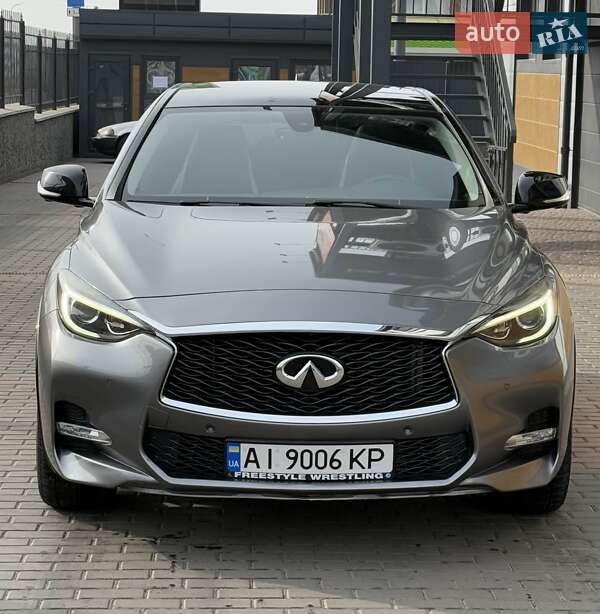 Позашляховик / Кросовер Infiniti QX30 2016 в Білій Церкві