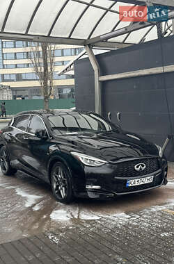 Внедорожник / Кроссовер Infiniti QX30 2016 в Киеве