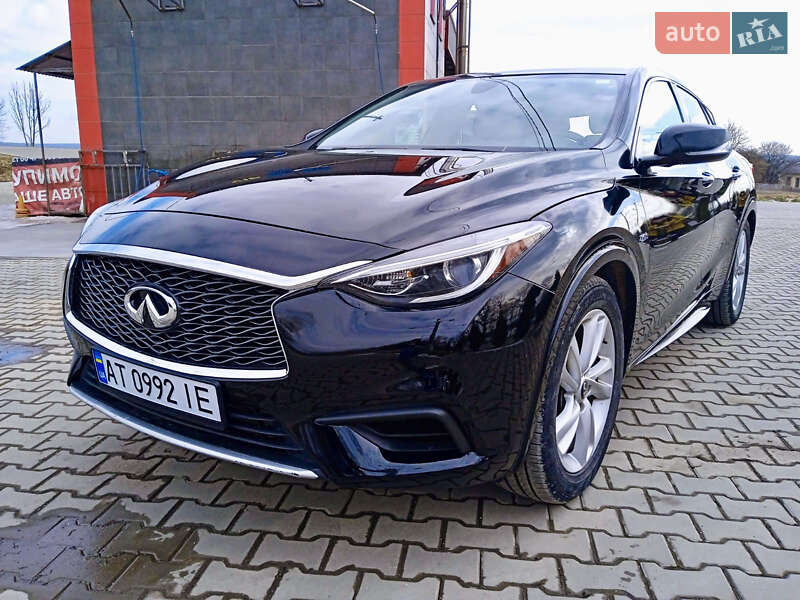 Внедорожник / Кроссовер Infiniti QX30 2017 в Ивано-Франковске