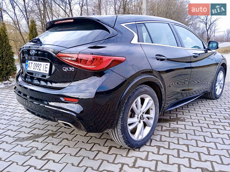 Внедорожник / Кроссовер Infiniti QX30 2017 в Ивано-Франковске