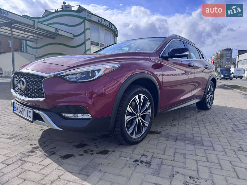 Внедорожник / Кроссовер Infiniti QX30 2017 в Хмельницком