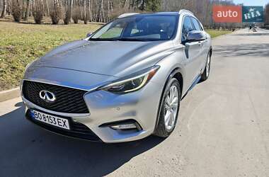 Внедорожник / Кроссовер Infiniti QX30 2017 в 