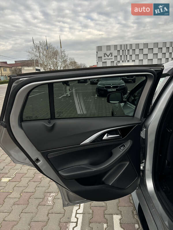 Внедорожник / Кроссовер Infiniti QX30 2017 в Одессе