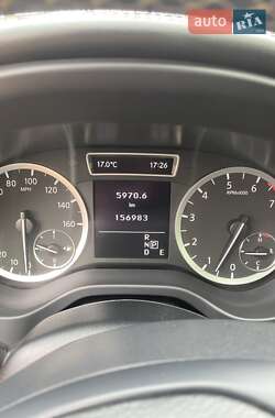 Внедорожник / Кроссовер Infiniti QX30 2016 в 