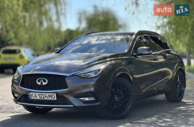 Внедорожник / Кроссовер Infiniti QX30 2017 в 