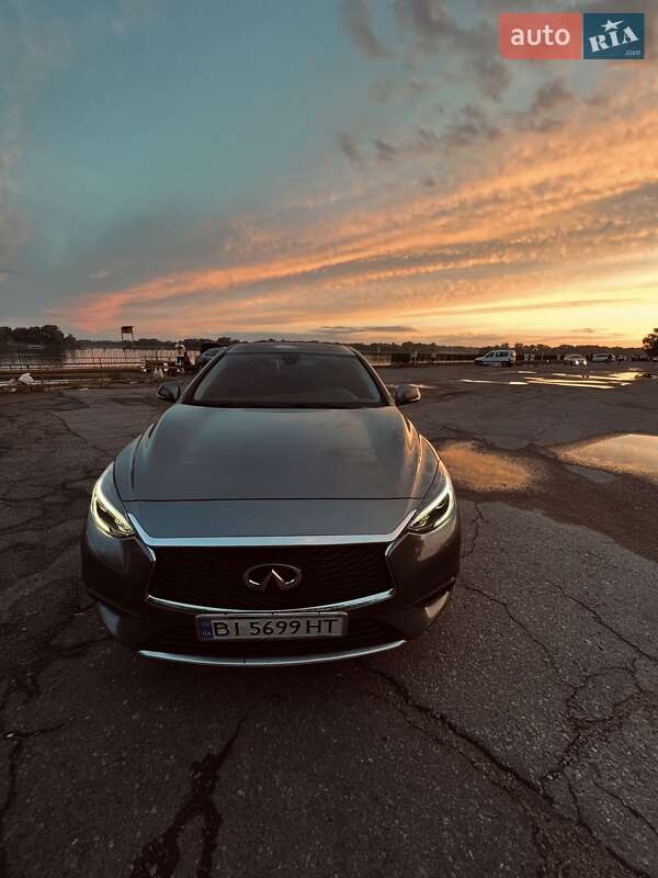 Внедорожник / Кроссовер Infiniti QX30 2018 в Кременчуге